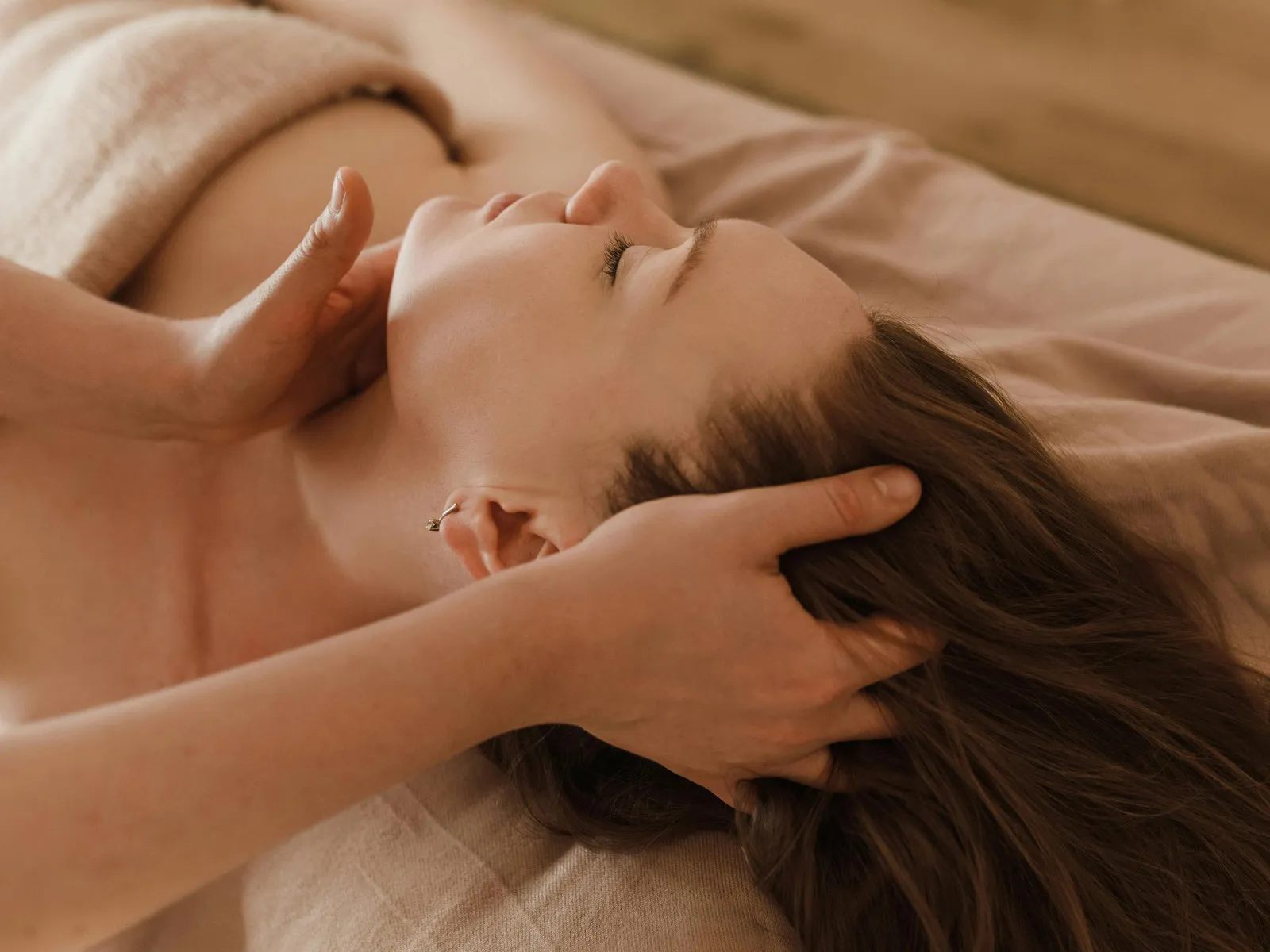 Soothing scalp and head massage during a Forest Spa head spa treatment